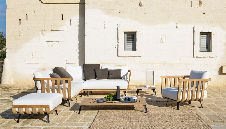 welcometeak_Henry_Hall_Designs